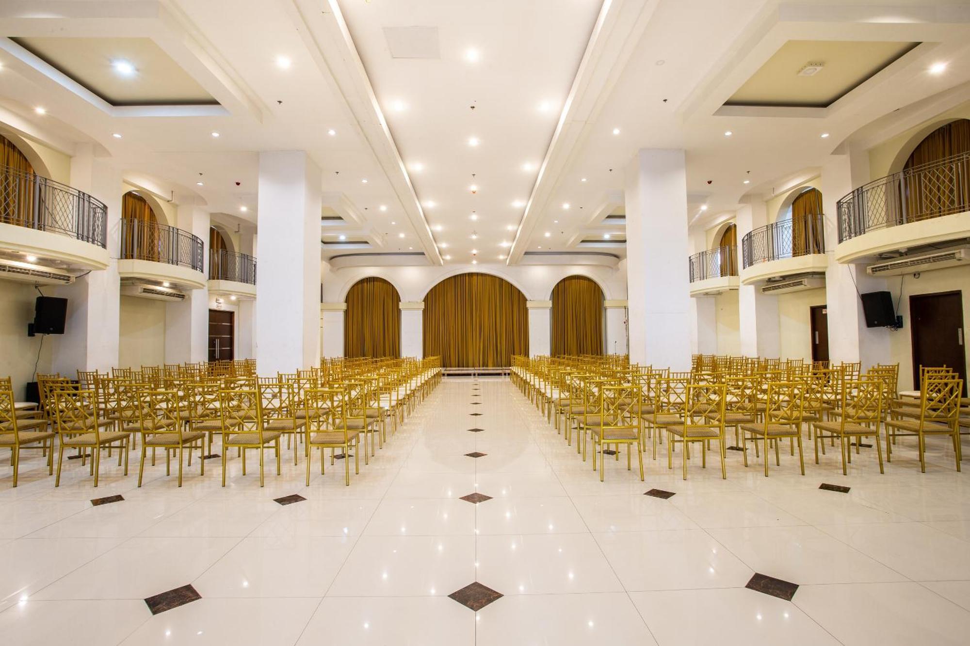 Capital O 460 World Palace Hotel Davao Exterior foto